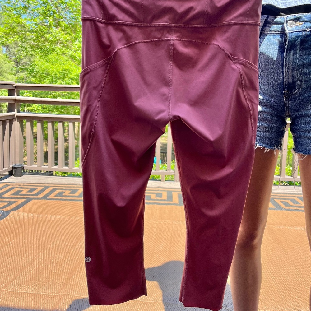 Lululemon cropped leggings